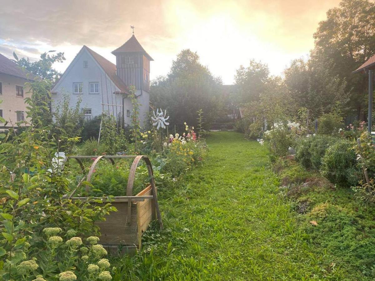 Ruhige Ferienwohnung Inklusive Garten Souterrain - Neu Renoviert Lachen ภายนอก รูปภาพ